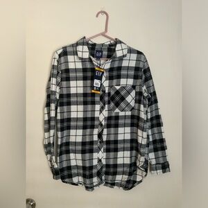 New With Tags Women Medium Gap Flannel black and white